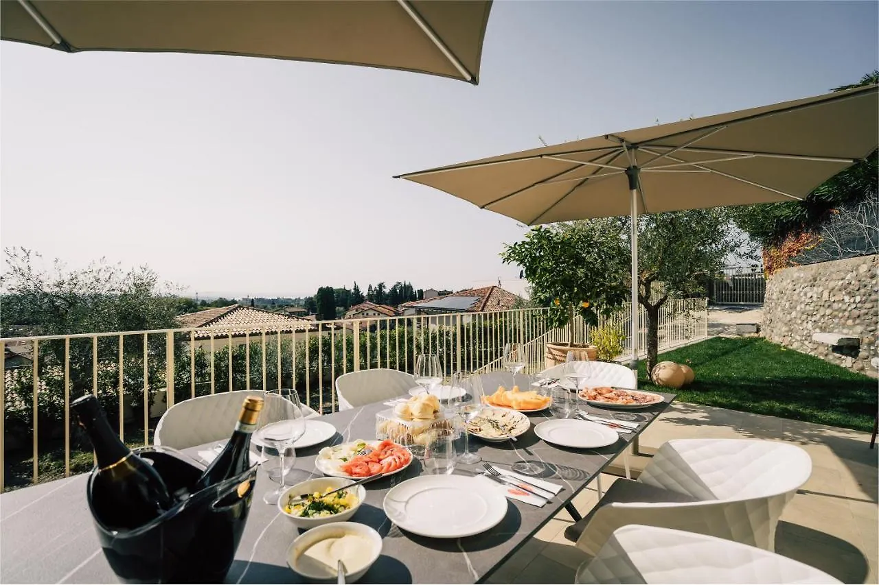 Villa Cavalino Boutiquehouse à Cavaion Veronese Italie