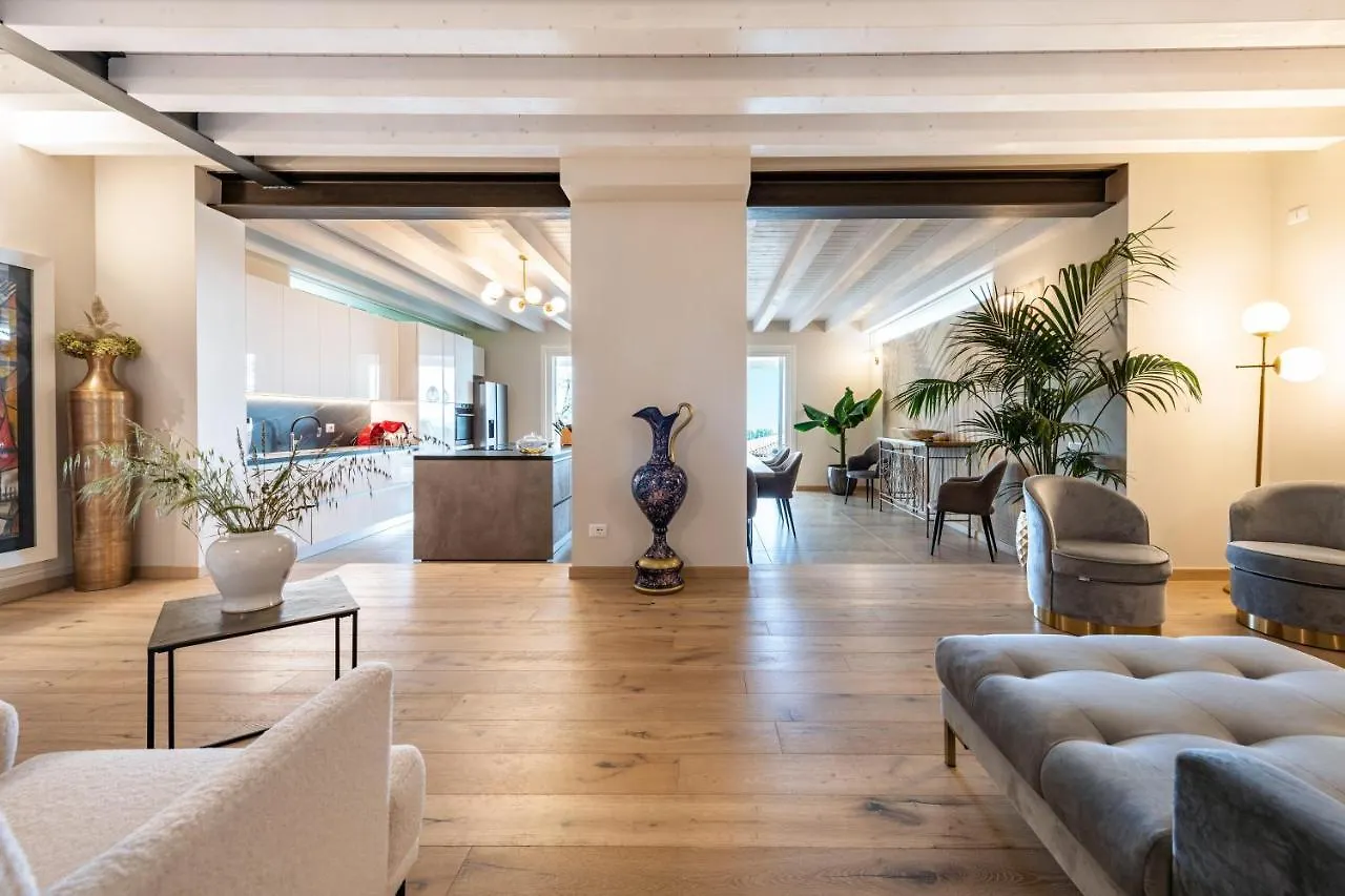 Villa Cavalino Boutiquehouse Cavaion Veronese
